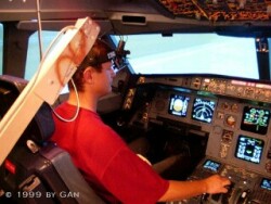 Mit Blickbewegungsanlage im Simulatorcockpit